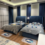 Deluxe Youth Room